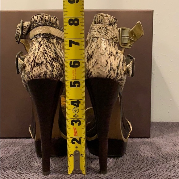 BeBe Shoes - Picture 3 of 7